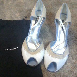 Dolce and Gabbana Vintage Vero Cuoio Pumps